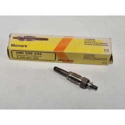 Świeca żarowa 090 506 032 VW,AUDI 80, 90 1,3-2,4 TD