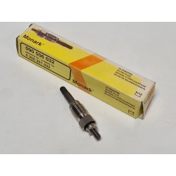 Świeca żarowa 090 506 032 VW,AUDI 80, 90 1,3-2,4 TD