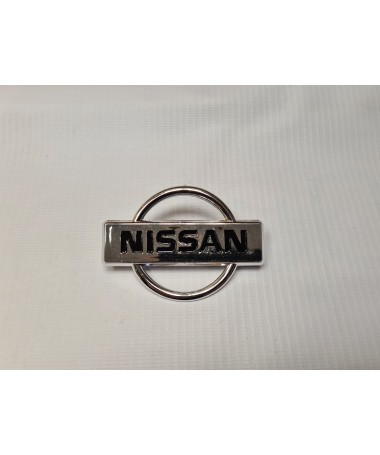 Emblemat NISSAN