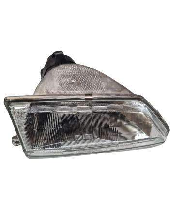 Lampa przednia prawa Peugeot 106