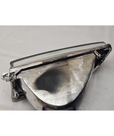 Lampa przednia prawa Peugeot 106