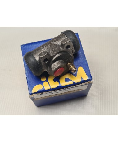 Cylinderek hamulcowy Peugeot 205 1.0 , 1.1