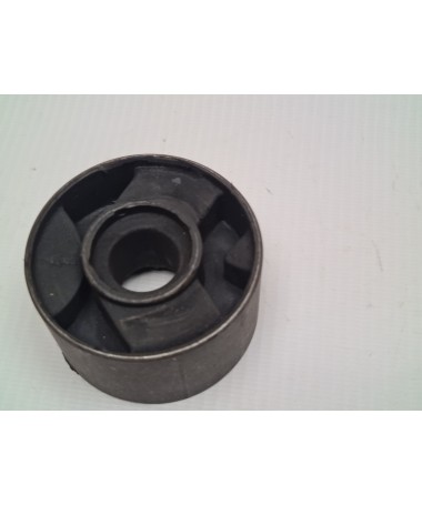 Tuleja wahacza BMW 3 E30
