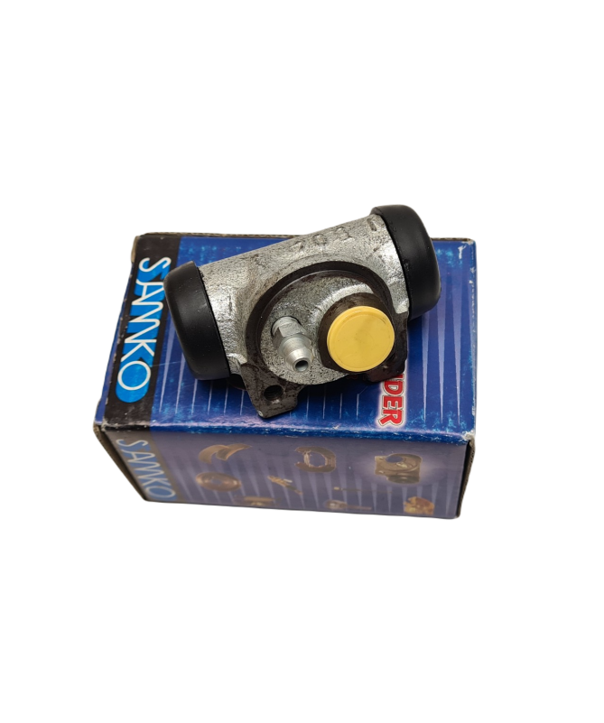 Cylinderek hamulcowy Peugeot 205 206 309