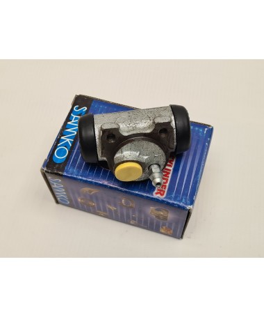Cylinderek hamulcowy Peugeot 205 206 309
