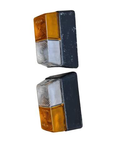 Lampy kierunkowskazu i postoju lewa , prawa prostokątna, T-25