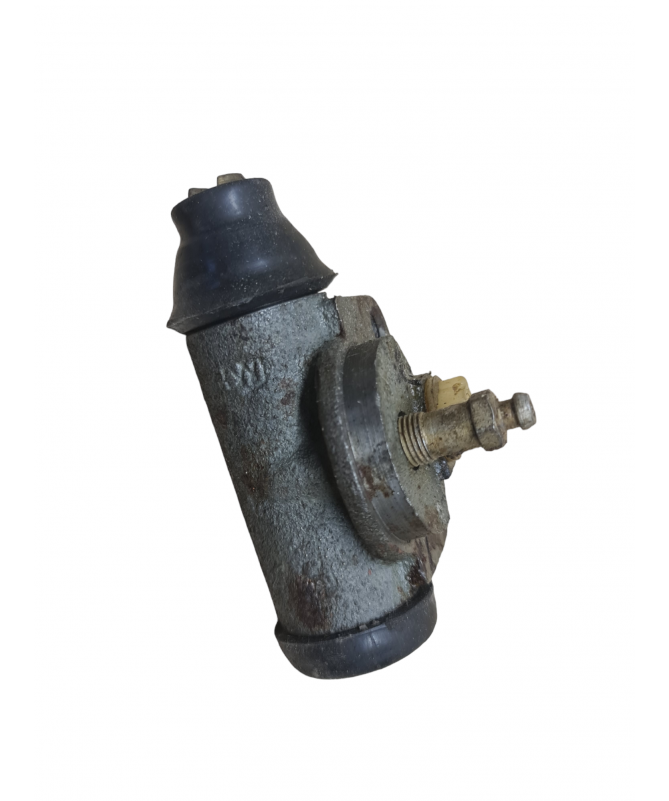 Cylinderek hamulcowy tył Syrena 105