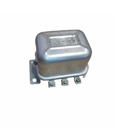 Regulator napięcia RG15k-25A 12V Żuk Nysa