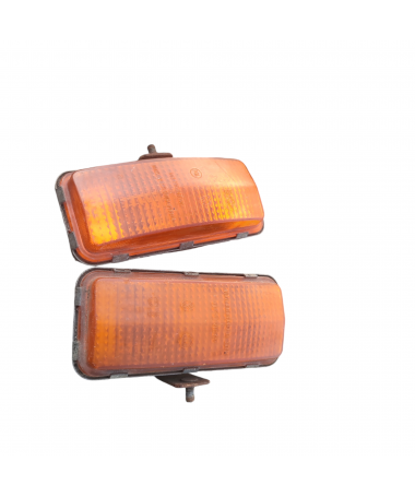 Lampy kierunkowskazu Skoda 105