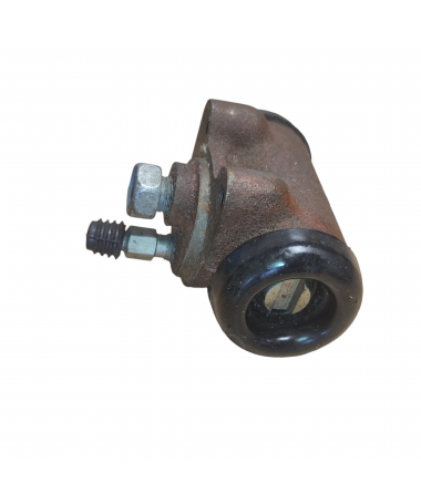 Cylinderek hamulcowy UAZ Żuk Nysa