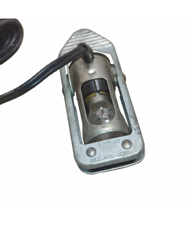 Stara lampka samochodowa Dolsko LS1 24V 21W